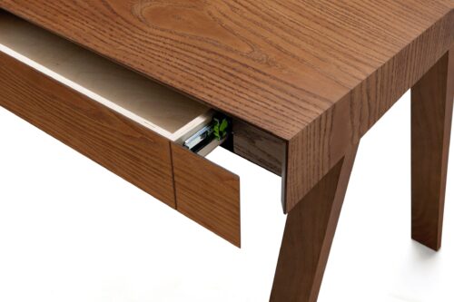 Bureau 4,9